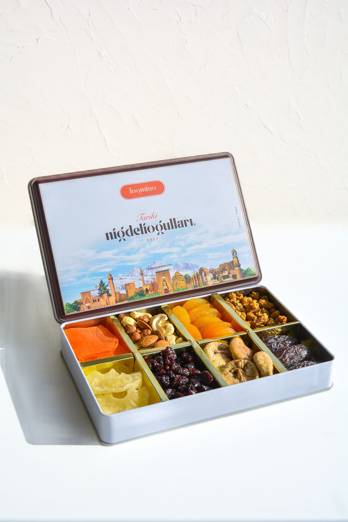 Rectangular Box Fruit And Cookies